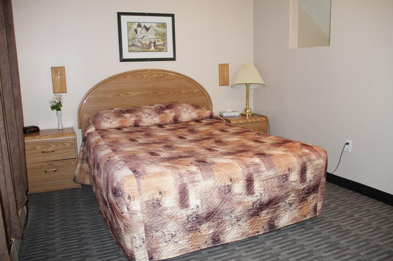Garden Court Motel Manning Εξωτερικό φωτογραφία