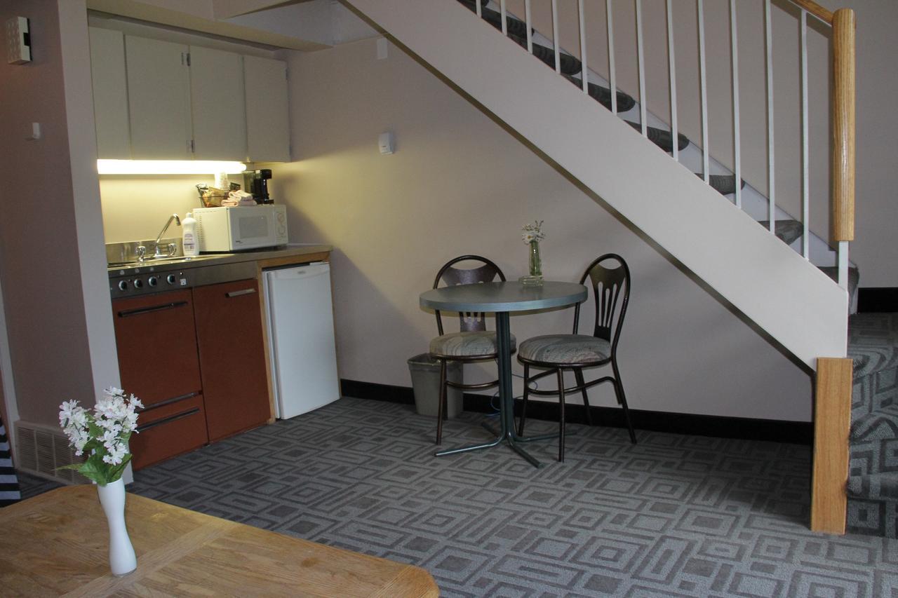 Garden Court Motel Manning Εξωτερικό φωτογραφία