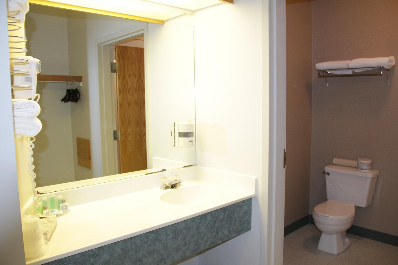 Garden Court Motel Manning Εξωτερικό φωτογραφία