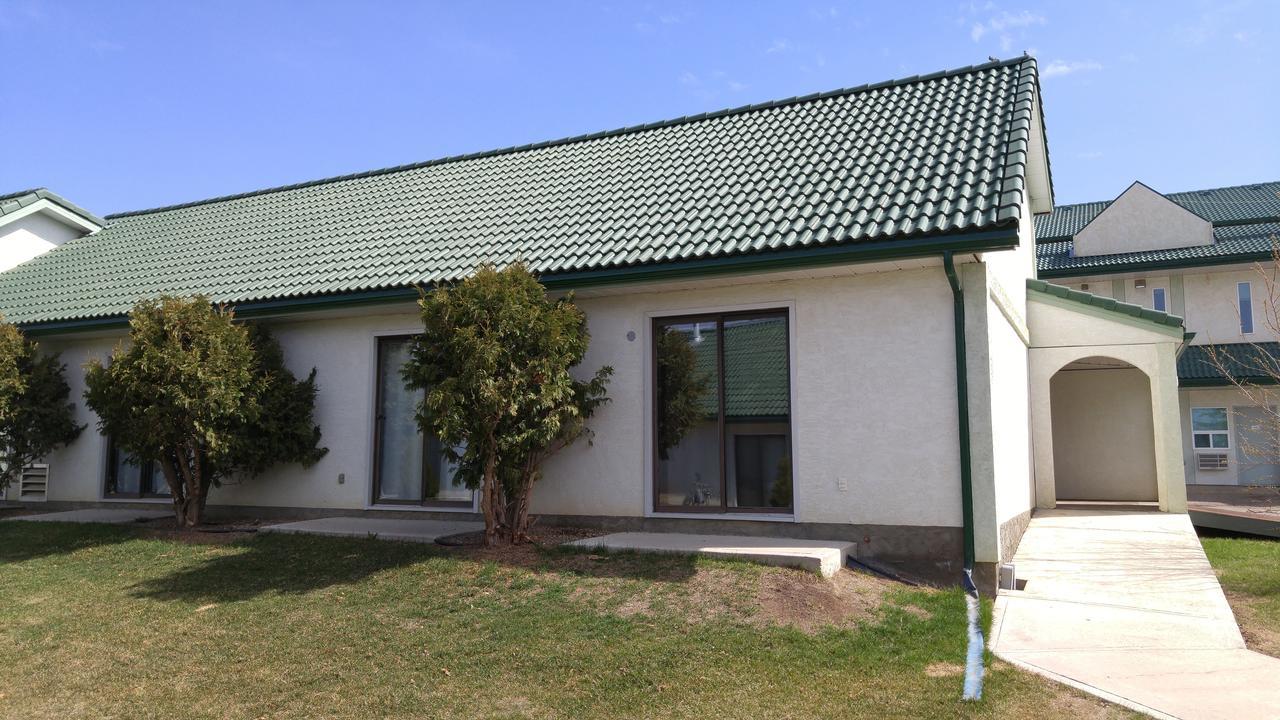 Garden Court Motel Manning Εξωτερικό φωτογραφία