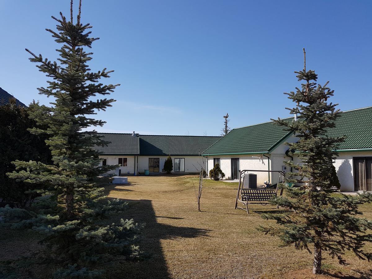 Garden Court Motel Manning Εξωτερικό φωτογραφία